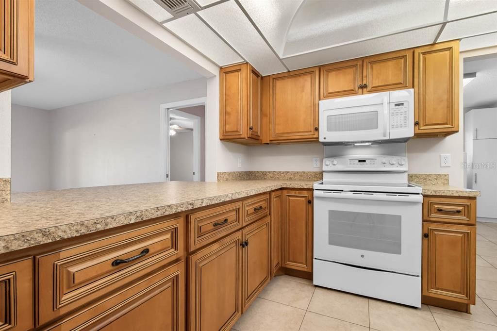 En Venta: $245,000 (2 camas, 2 baños, 1756 Pies cuadrados)