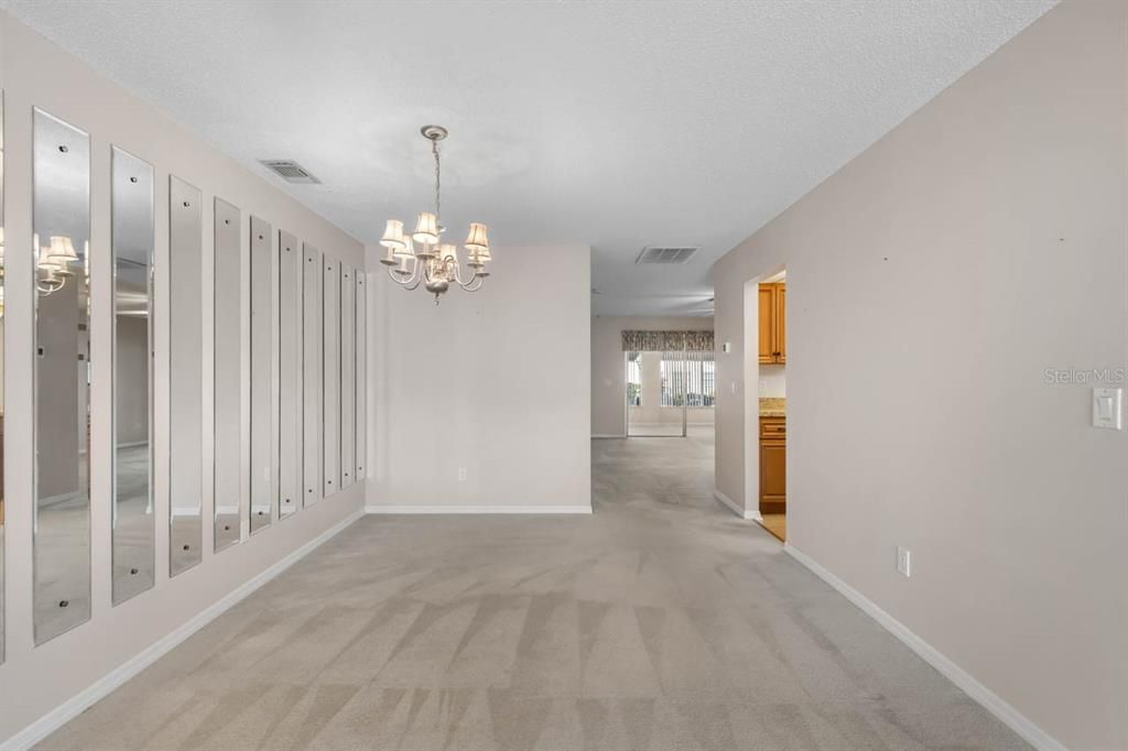 En Venta: $245,000 (2 camas, 2 baños, 1756 Pies cuadrados)