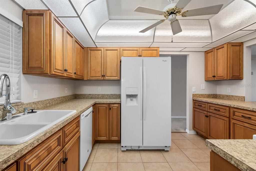 En Venta: $245,000 (2 camas, 2 baños, 1756 Pies cuadrados)