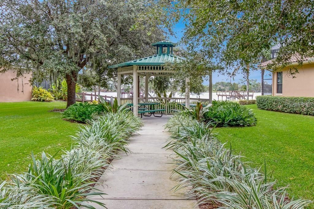 For Sale: $675,000 (4 beds, 3 baths, 2830 Square Feet)