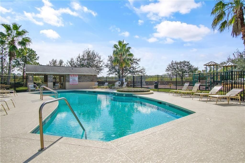 For Sale: $675,000 (4 beds, 3 baths, 2830 Square Feet)