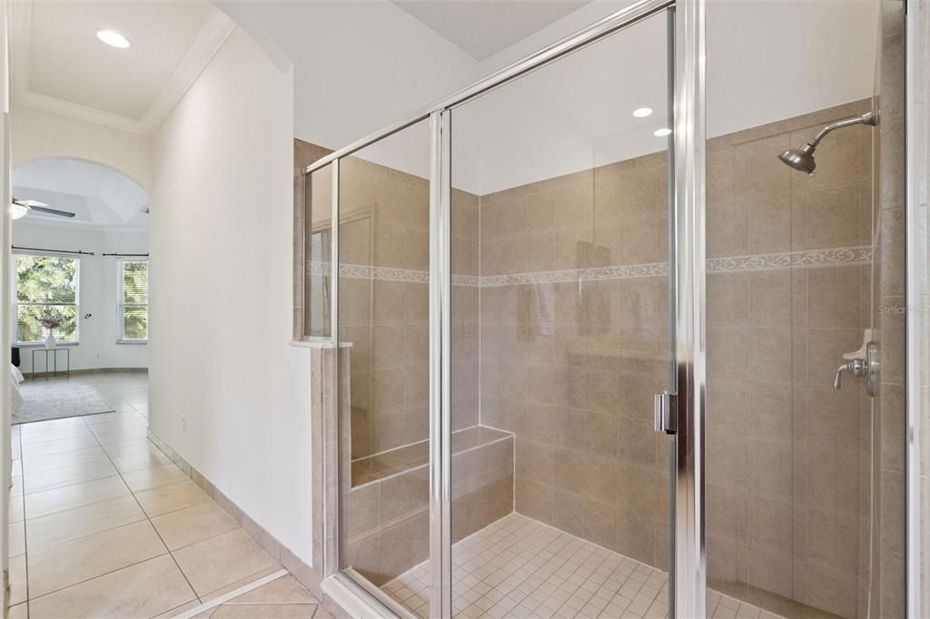 For Sale: $675,000 (4 beds, 3 baths, 2830 Square Feet)