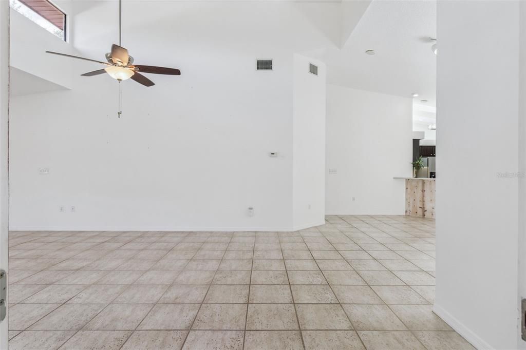 For Sale: $349,900 (3 beds, 2 baths, 2263 Square Feet)