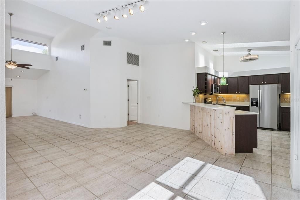 For Sale: $349,900 (3 beds, 2 baths, 2263 Square Feet)