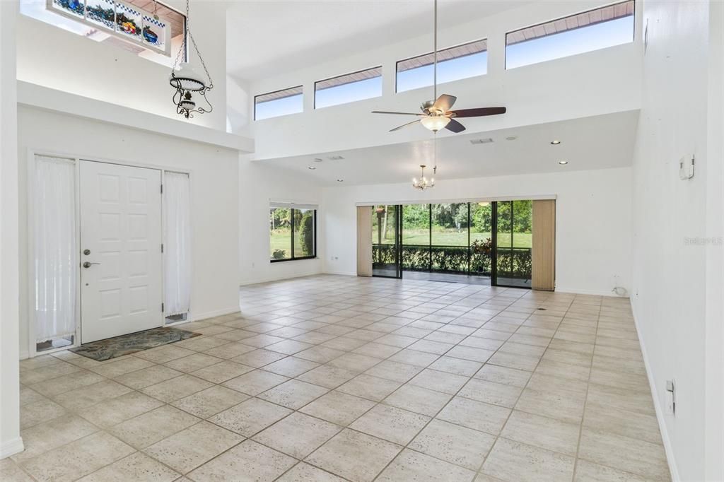 For Sale: $349,900 (3 beds, 2 baths, 2263 Square Feet)