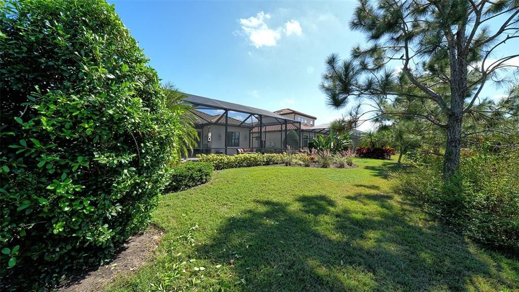 Active With Contract: $698,750 (3 beds, 2 baths, 2006 Square Feet)