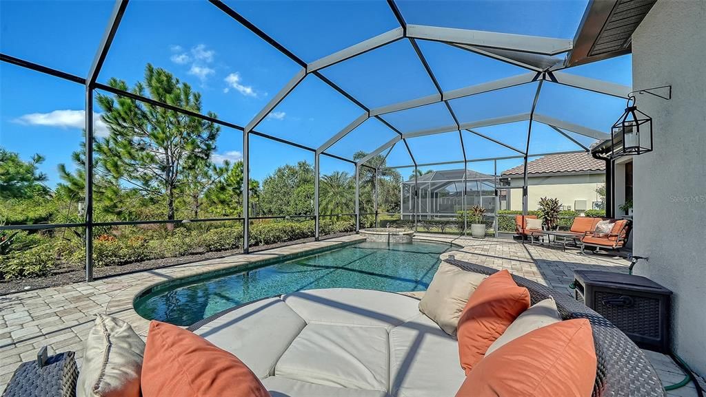 Active With Contract: $698,750 (3 beds, 2 baths, 2006 Square Feet)