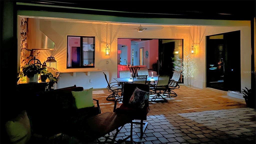 Active With Contract: $698,750 (3 beds, 2 baths, 2006 Square Feet)