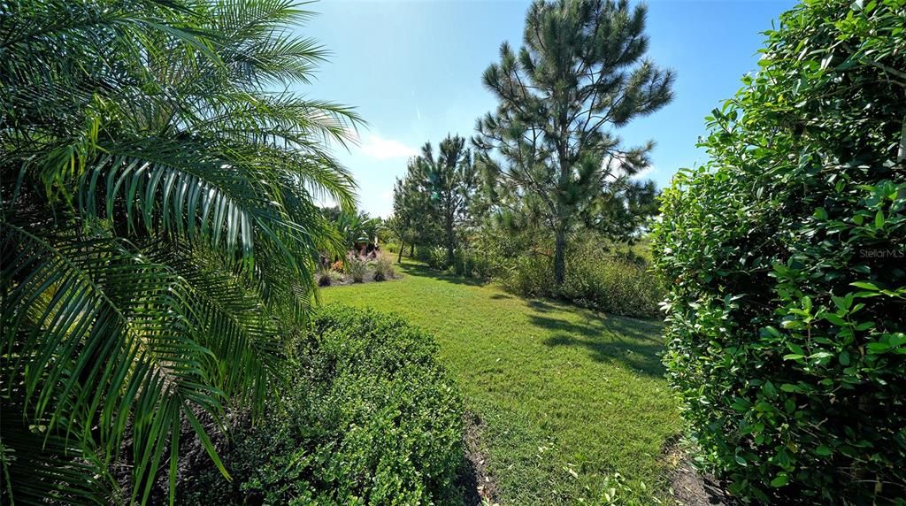 Active With Contract: $698,750 (3 beds, 2 baths, 2006 Square Feet)