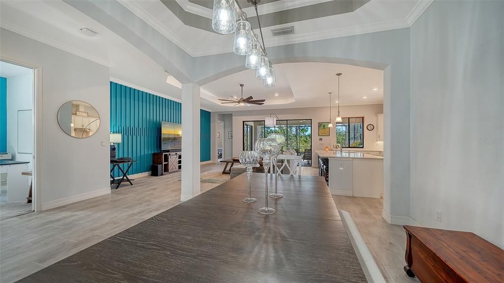 Active With Contract: $698,750 (3 beds, 2 baths, 2006 Square Feet)