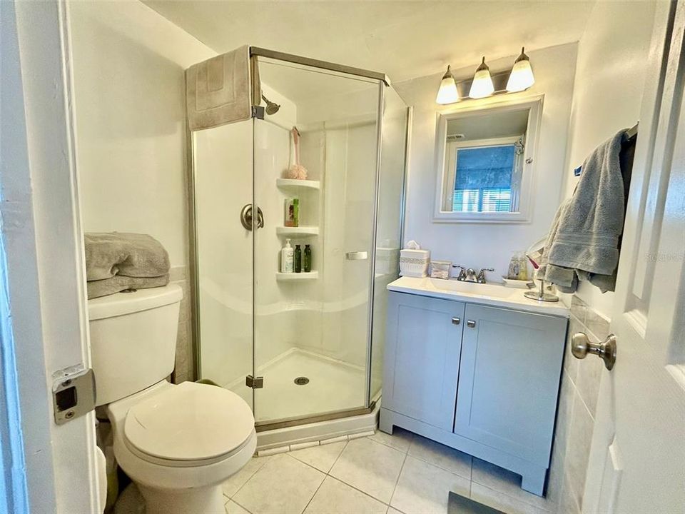 待售: $89,900 (2 贝兹, 2 浴室, 919 平方英尺)