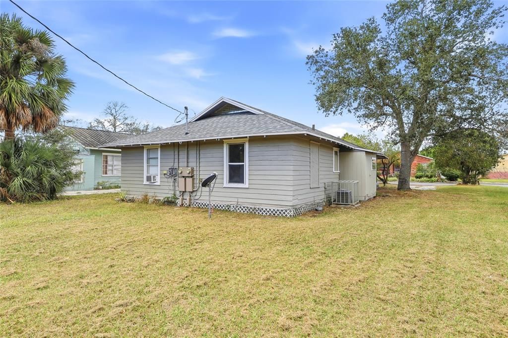 На продажу: $269,000 (4 спален, 0 ванн, 1560 Квадратных фут)