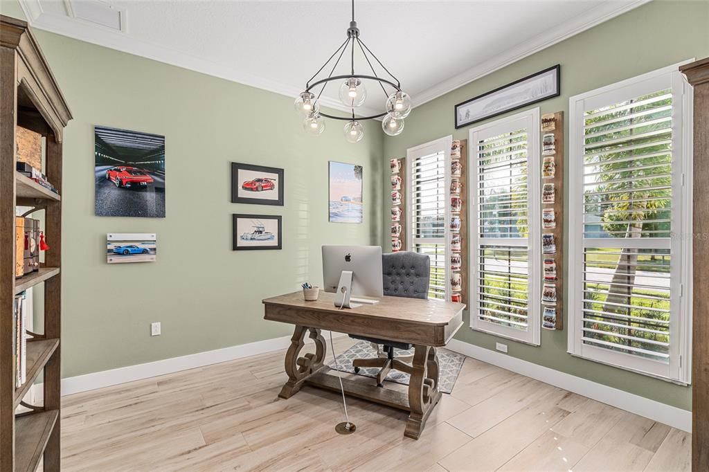 合同活跃: $1,349,000 (5 贝兹, 3 浴室, 3748 平方英尺)