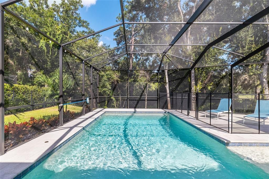 合同活跃: $1,349,000 (5 贝兹, 3 浴室, 3748 平方英尺)