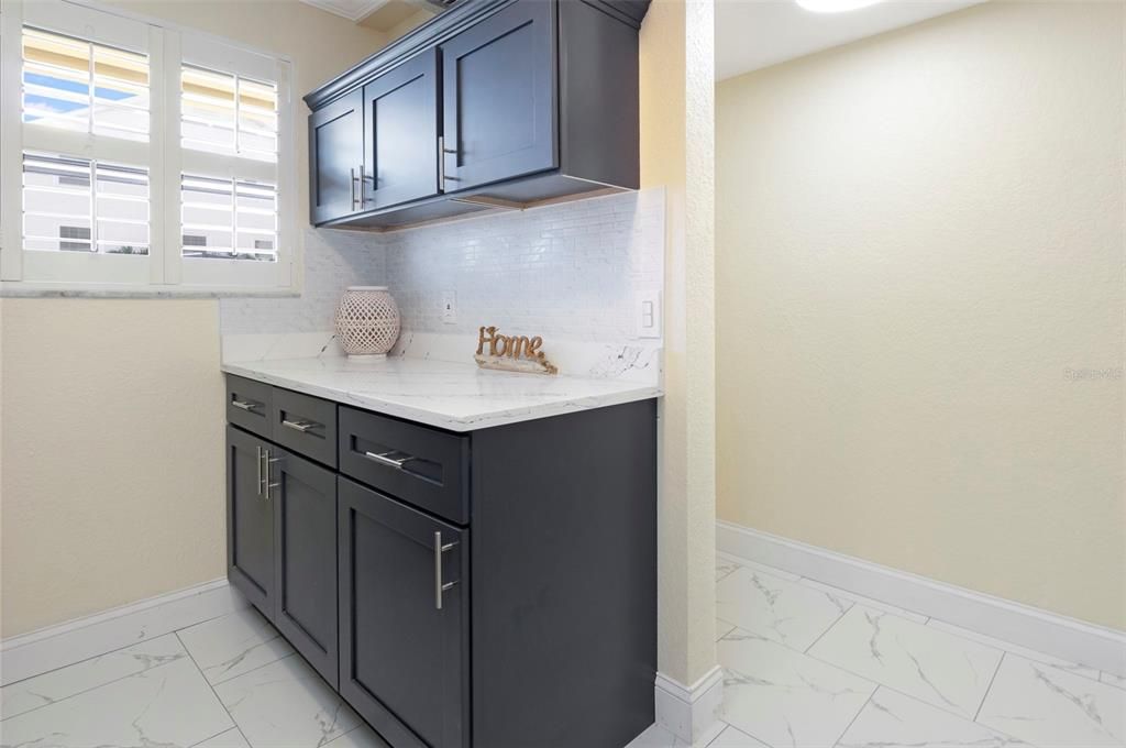 For Sale: $479,900 (2 beds, 2 baths, 935 Square Feet)