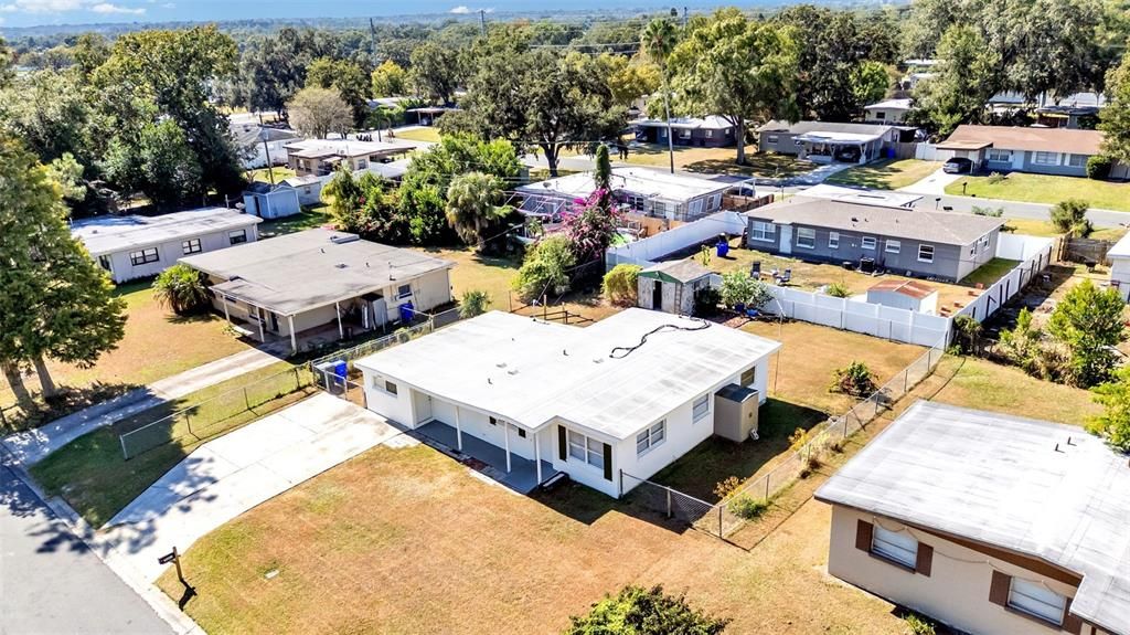 Под контрактом: $260,000 (4 спален, 2 ванн, 1290 Квадратных фут)