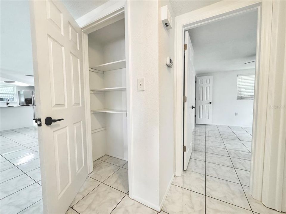 For Rent: $1,650 (2 beds, 2 baths, 990 Square Feet)