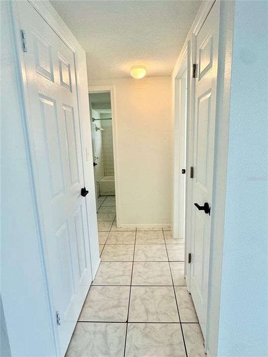 For Rent: $1,650 (2 beds, 2 baths, 990 Square Feet)