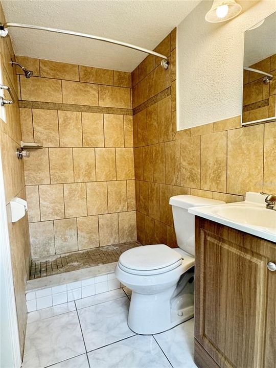 For Rent: $1,650 (2 beds, 2 baths, 990 Square Feet)