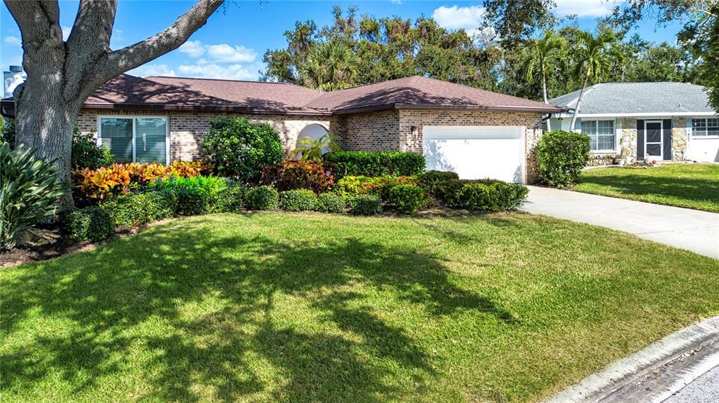 En Venta: $619,000 (3 camas, 3 baños, 2270 Pies cuadrados)