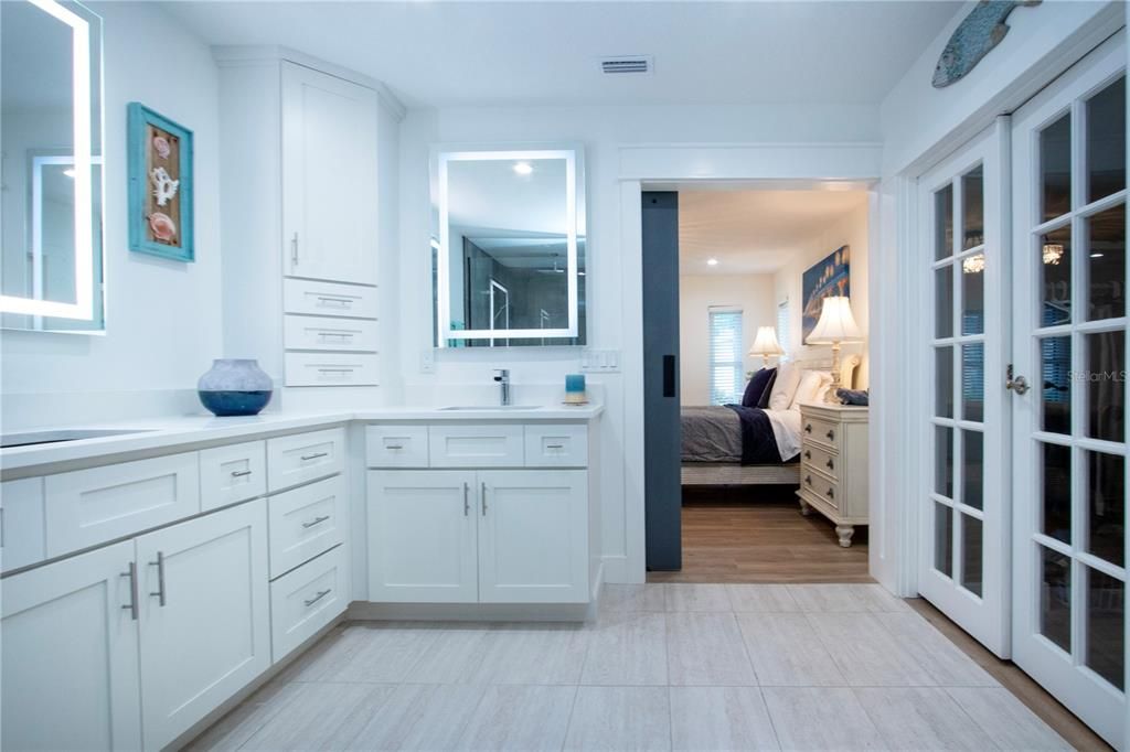 En Venta: $619,000 (3 camas, 3 baños, 2270 Pies cuadrados)