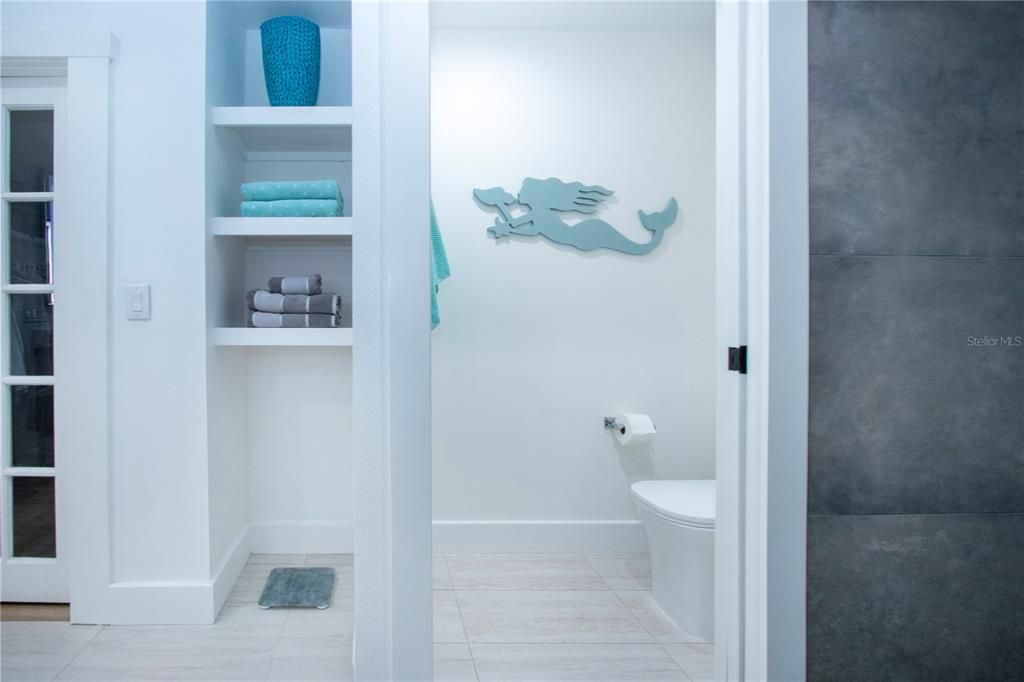 En Venta: $619,000 (3 camas, 3 baños, 2270 Pies cuadrados)