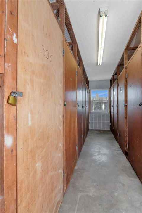 待售: $370,000 (1 贝兹, 1 浴室, 837 平方英尺)