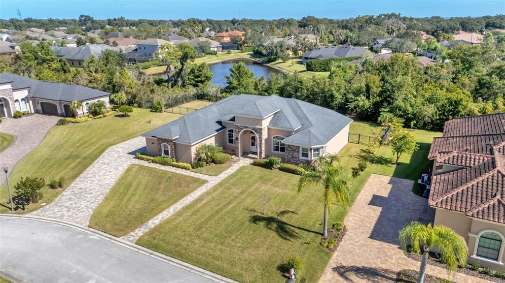 合同活跃: $750,000 (3 贝兹, 3 浴室, 2879 平方英尺)