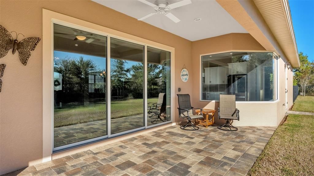 合同活跃: $750,000 (3 贝兹, 3 浴室, 2879 平方英尺)