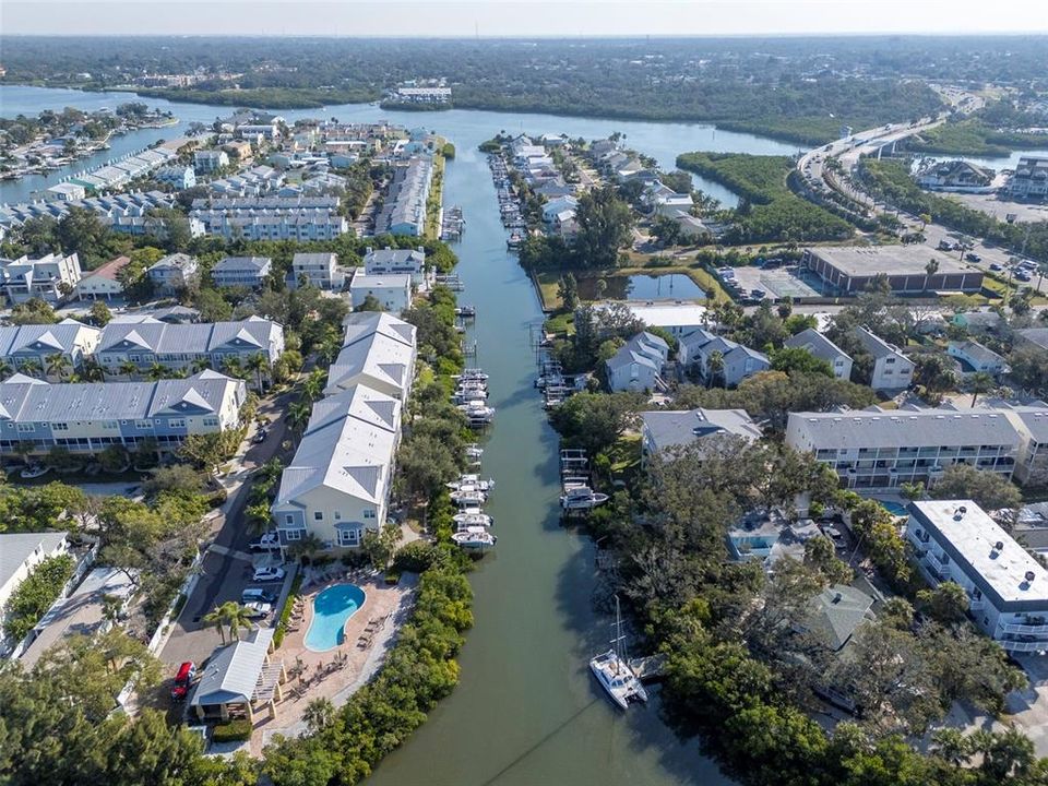 待售: $1,240,000 (4 贝兹, 3 浴室, 1935 平方英尺)