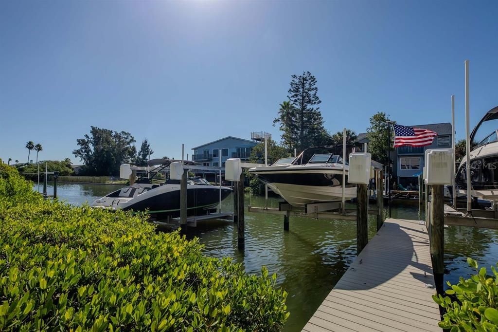 待售: $1,240,000 (4 贝兹, 3 浴室, 1935 平方英尺)