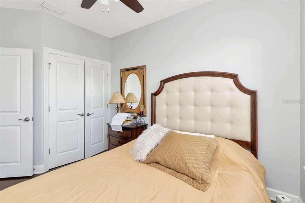 待售: $1,240,000 (4 贝兹, 3 浴室, 1935 平方英尺)