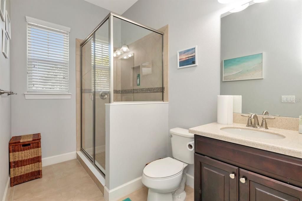 待售: $1,240,000 (4 贝兹, 3 浴室, 1935 平方英尺)