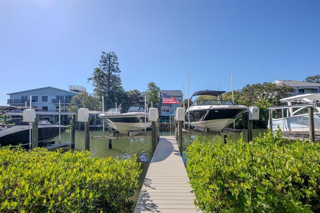 待售: $1,240,000 (4 贝兹, 3 浴室, 1935 平方英尺)