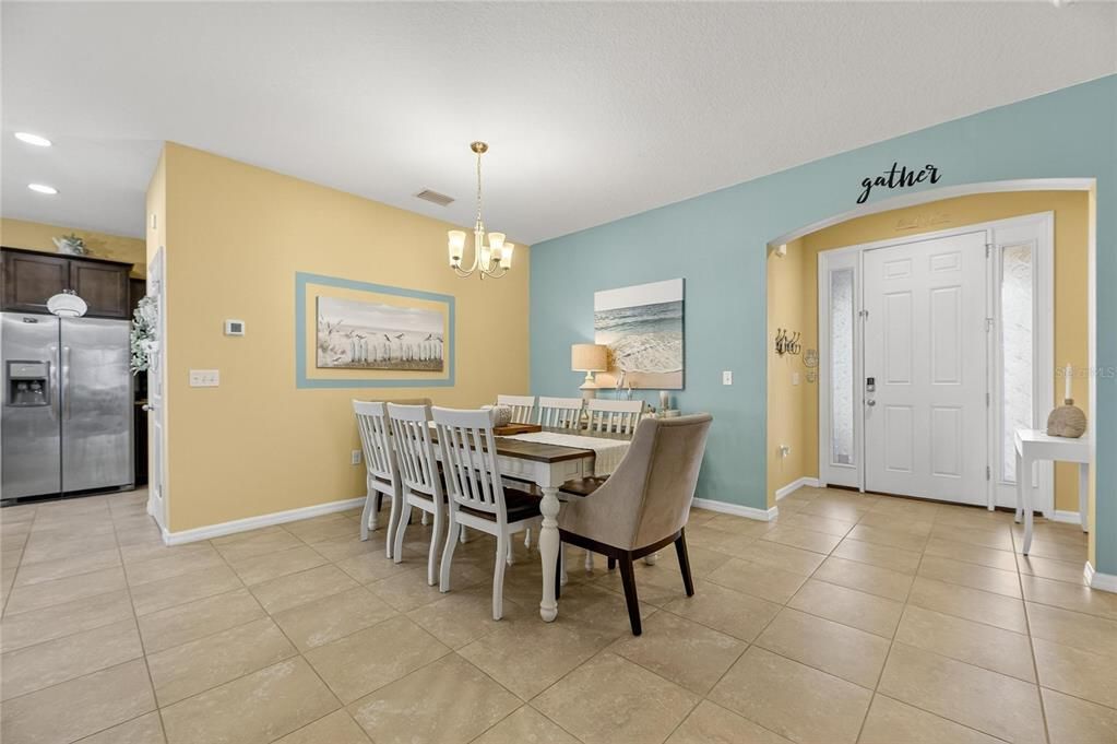 For Sale: $345,000 (3 beds, 2 baths, 1852 Square Feet)