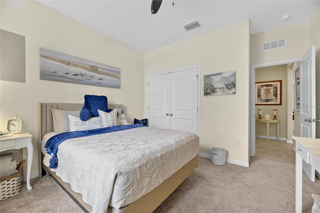 For Sale: $345,000 (3 beds, 2 baths, 1852 Square Feet)