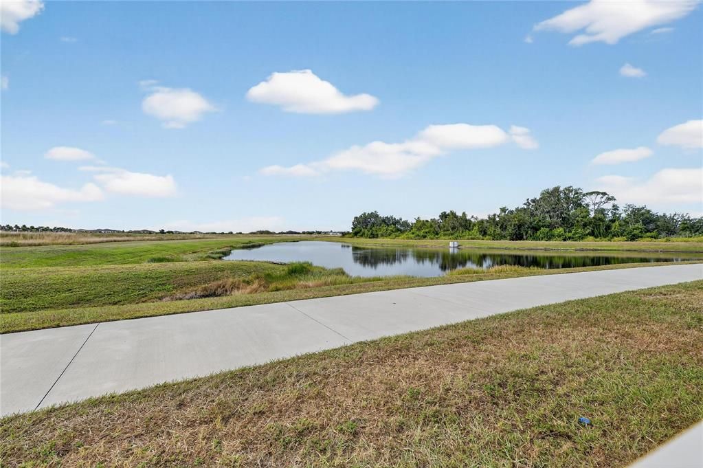 For Sale: $345,000 (3 beds, 2 baths, 1852 Square Feet)