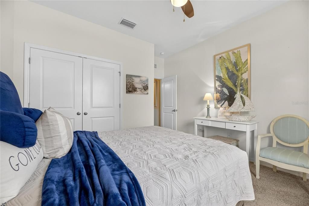 For Sale: $345,000 (3 beds, 2 baths, 1852 Square Feet)