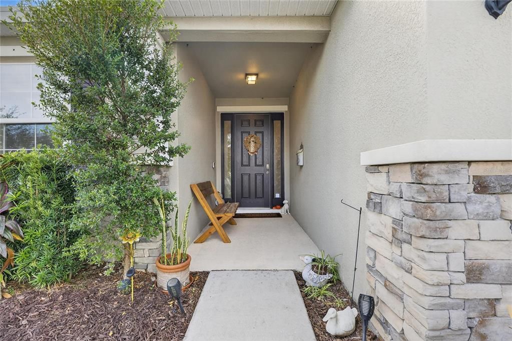 For Sale: $345,000 (3 beds, 2 baths, 1852 Square Feet)