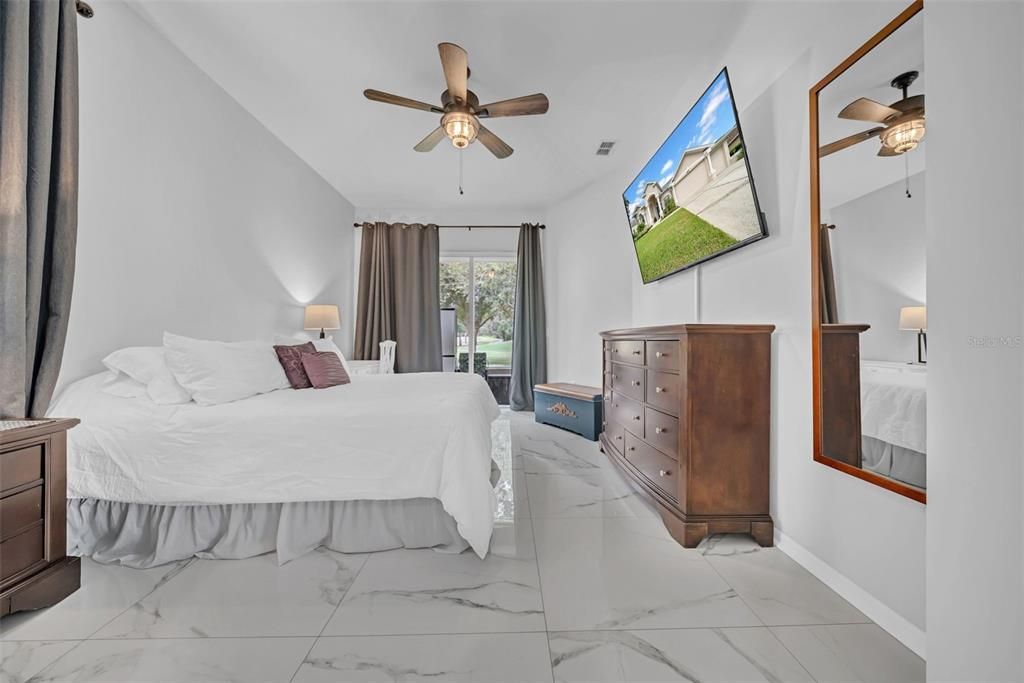 En Renta: $2,950 (4 camas, 3 baños, 2212 Pies cuadrados)