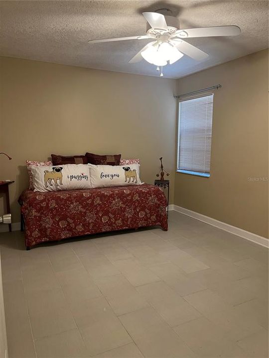 出租: $1,900 (2 贝兹, 2 浴室, 1636 平方英尺)