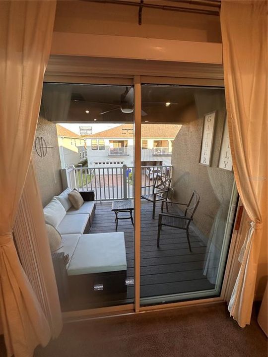 В аренду: $2,400 (3 спален, 2 ванн, 1602 Квадратных фут)