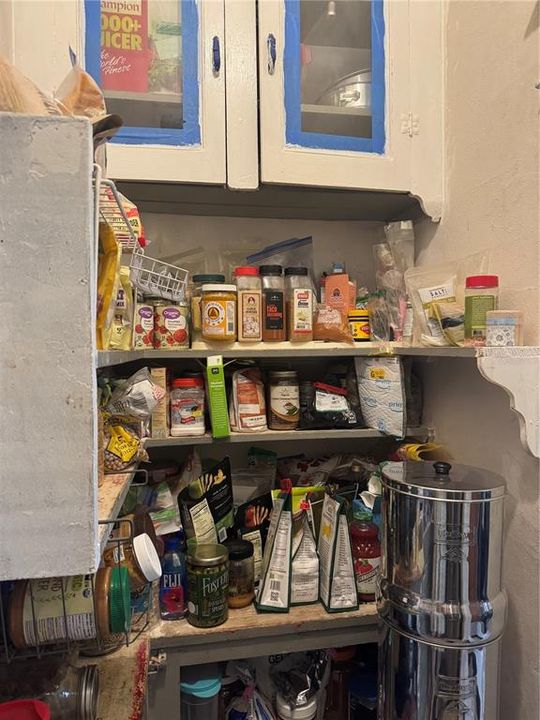 For Sale: $699,900 (4 beds, 4 baths, 2800 Square Feet)