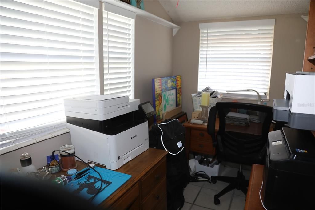 For Sale: $699,900 (4 beds, 4 baths, 2800 Square Feet)