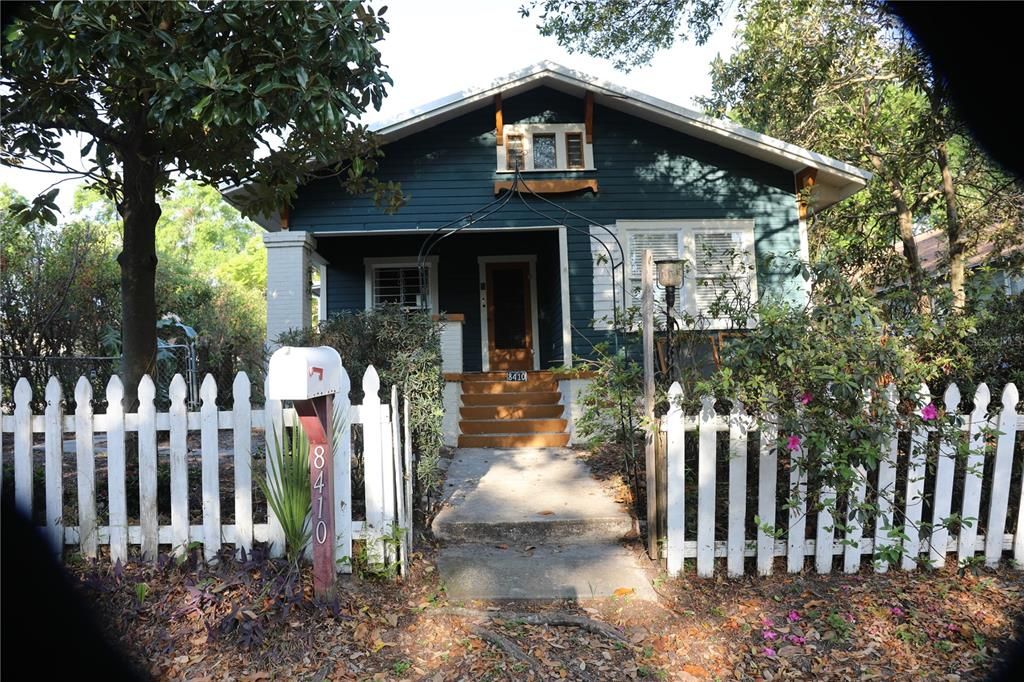 For Sale: $699,900 (4 beds, 4 baths, 2800 Square Feet)