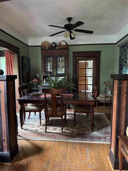 For Sale: $699,900 (4 beds, 4 baths, 2800 Square Feet)