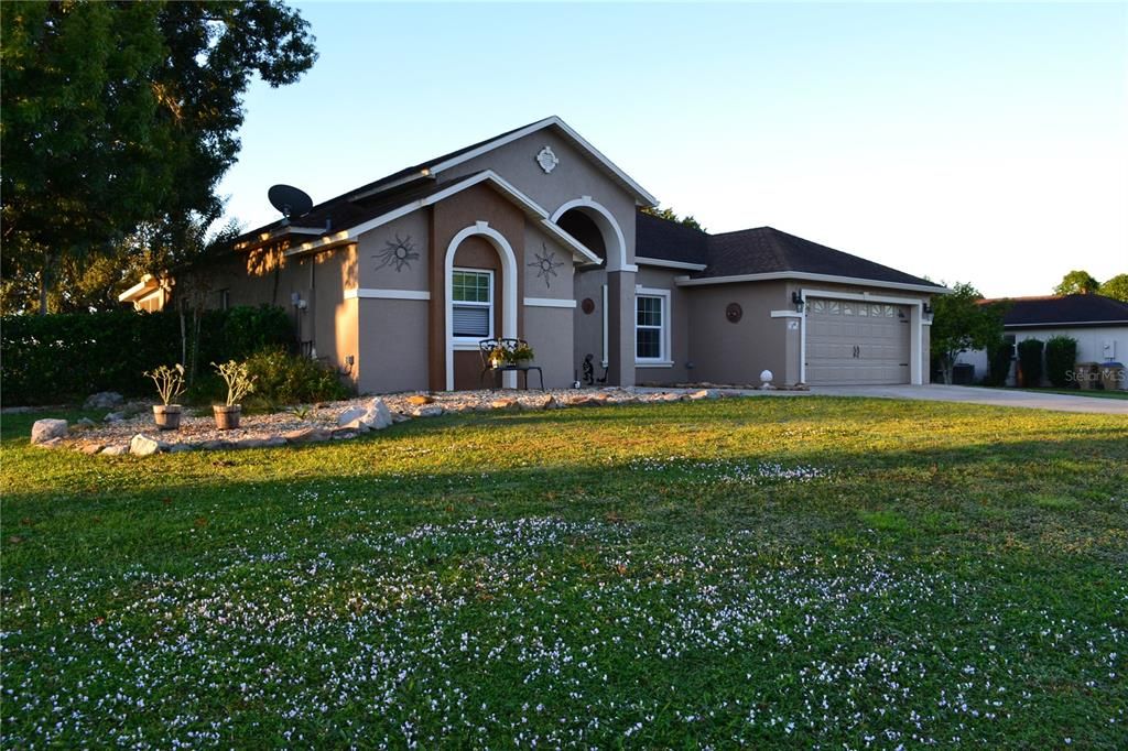 На продажу: $419,900 (3 спален, 2 ванн, 1846 Квадратных фут)