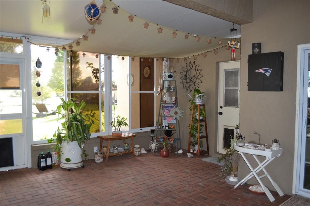 На продажу: $419,900 (3 спален, 2 ванн, 1846 Квадратных фут)