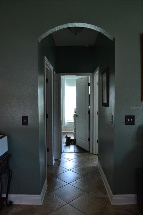 На продажу: $419,900 (3 спален, 2 ванн, 1846 Квадратных фут)