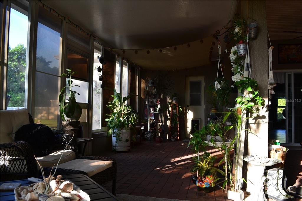 На продажу: $419,900 (3 спален, 2 ванн, 1846 Квадратных фут)